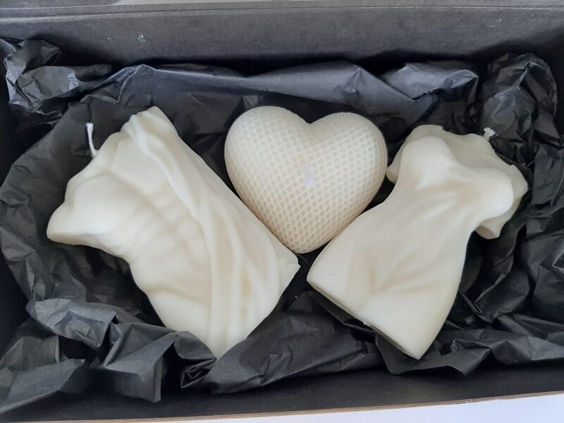 Gift - Man, Woman and Heart candles